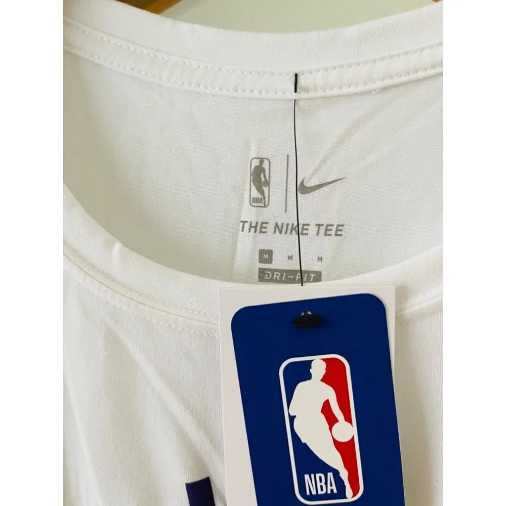 NWT Nike Lakers NBA Ladies Top Sz M
